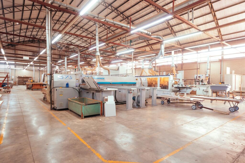 China Furniture Factory: How They Work & What Buyers Need to Know